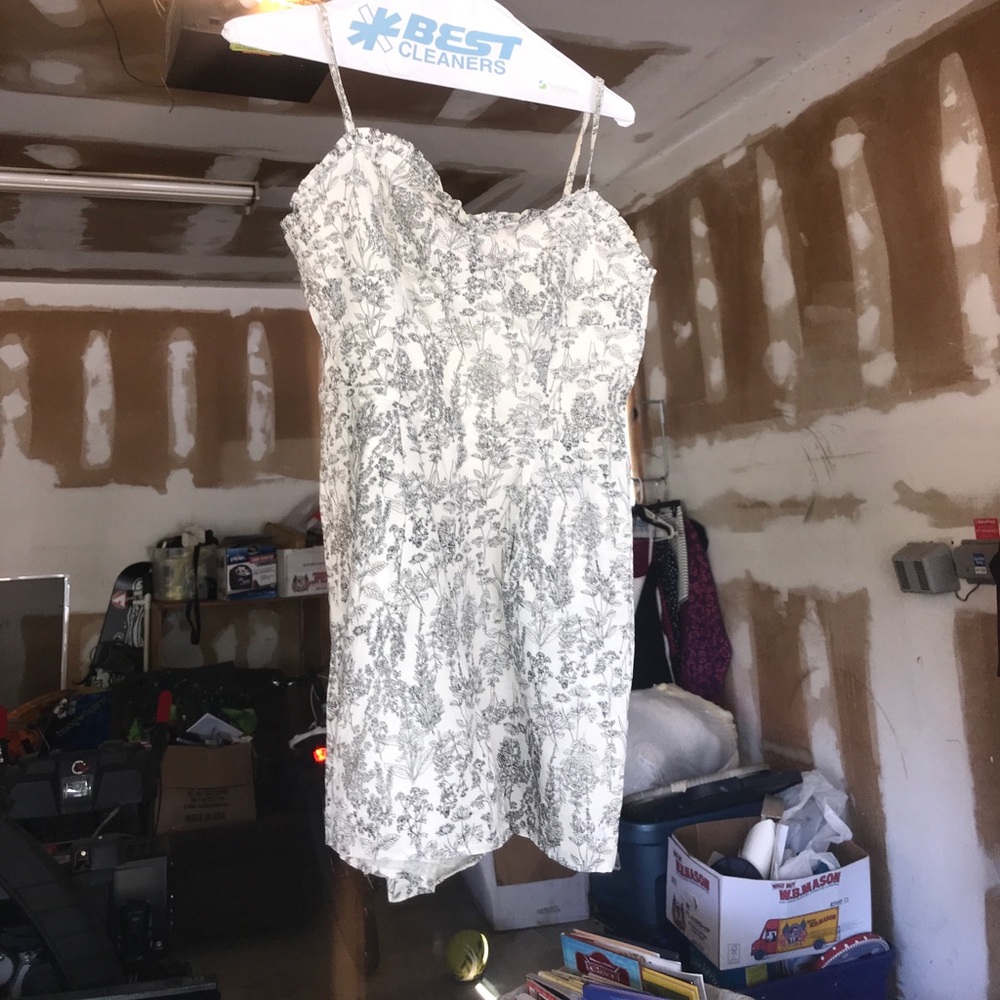 Jack Wills black and white romper